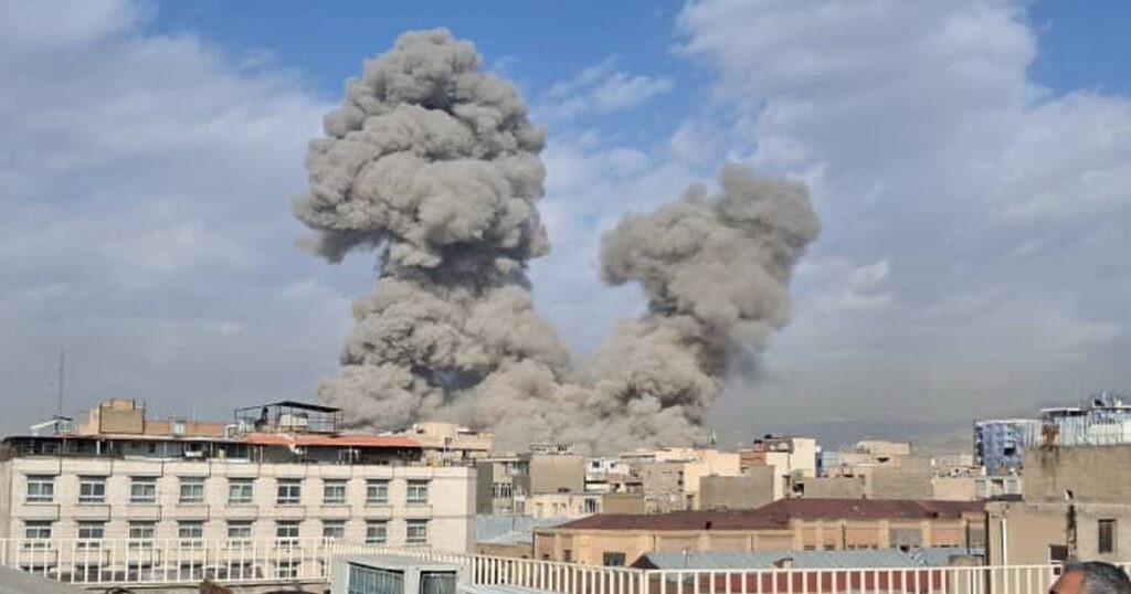 ইরানে স্কুলে ইসরাইলের হামলা, পাঁচ শিক্ষার্থী নিহত ইরানে স্কুলে ইসরাইলের হামলা, পাঁচ শিক্ষার্থী নিহত