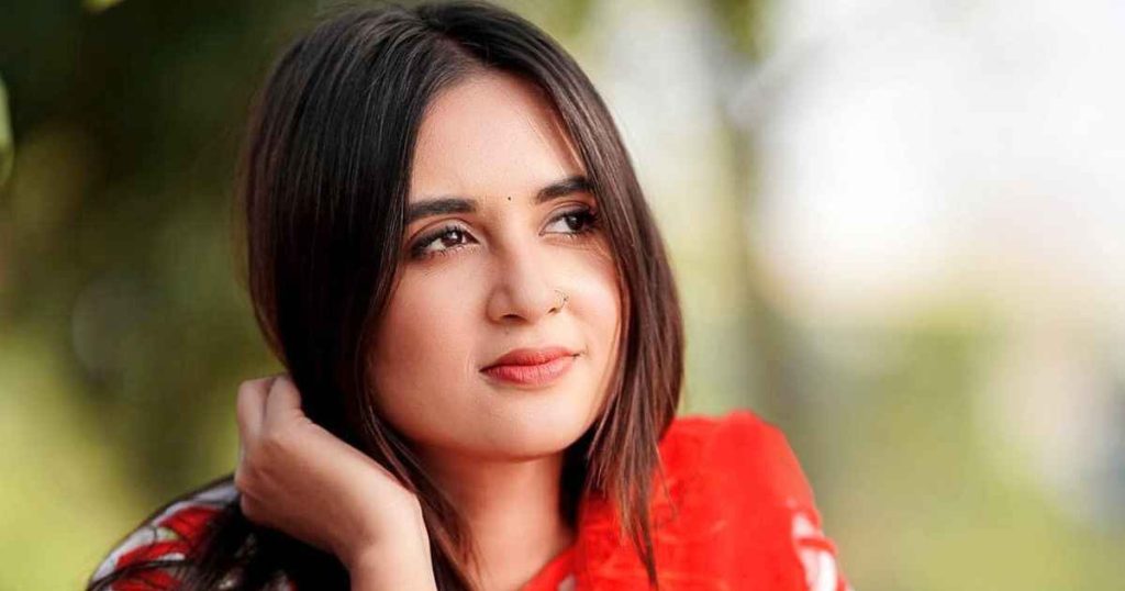 অস্ত্রোপচারের পর ২৪ ঘণ্টা অবজারভেশনে তানিয়া বৃষ্টি