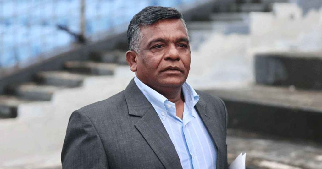 আইসিসি ও পিসিবির জরুরি সভায় যোগ দিতে পাকিস্তানে বুলবুল