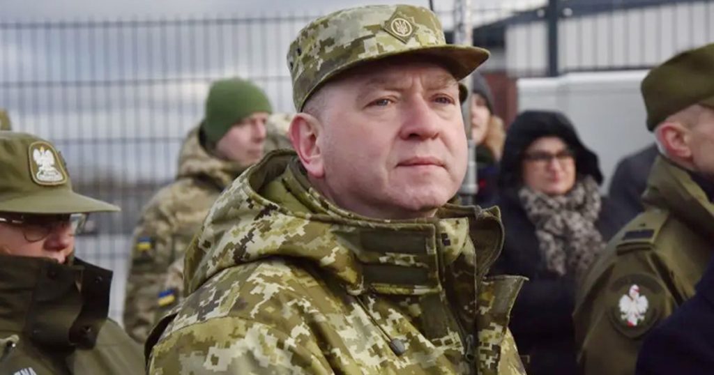 ইউক্রেনের সীমান্তরক্ষী প্রধানকে সামরিক বাহিনী থেকে বরখাস্ত ইউক্রেনের সীমান্তরক্ষী প্রধানকে সামরিক বাহিনী থেকে বরখাস্ত