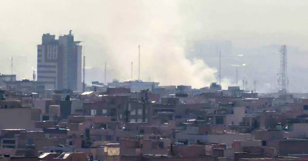 ইরানে যৌথ হামলা করেছে যুক্তরাষ্ট্র ও ইসরায়েল ইরানে যৌথ হামলা করেছে যুক্তরাষ্ট্র ও ইসরায়েল