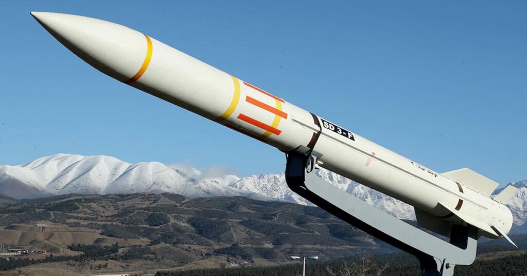 কাতার ও বাহরাইনে মিসাইল ছুড়ল ইরান