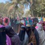 চট্টগ্রামের বিভিন্ন কেন্দ্রে ভোটারদের ঢল