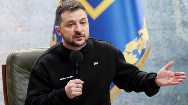 গ্রীষ্মের আগেই যুদ্ধ শেষ করতে চায় যুক্তরাষ্ট্র: জেলেনস্কি