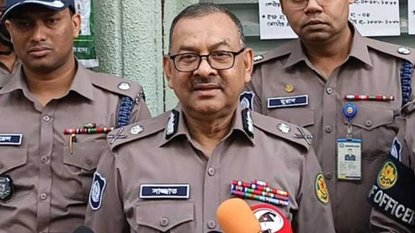 ডিএমপি কমিশনার