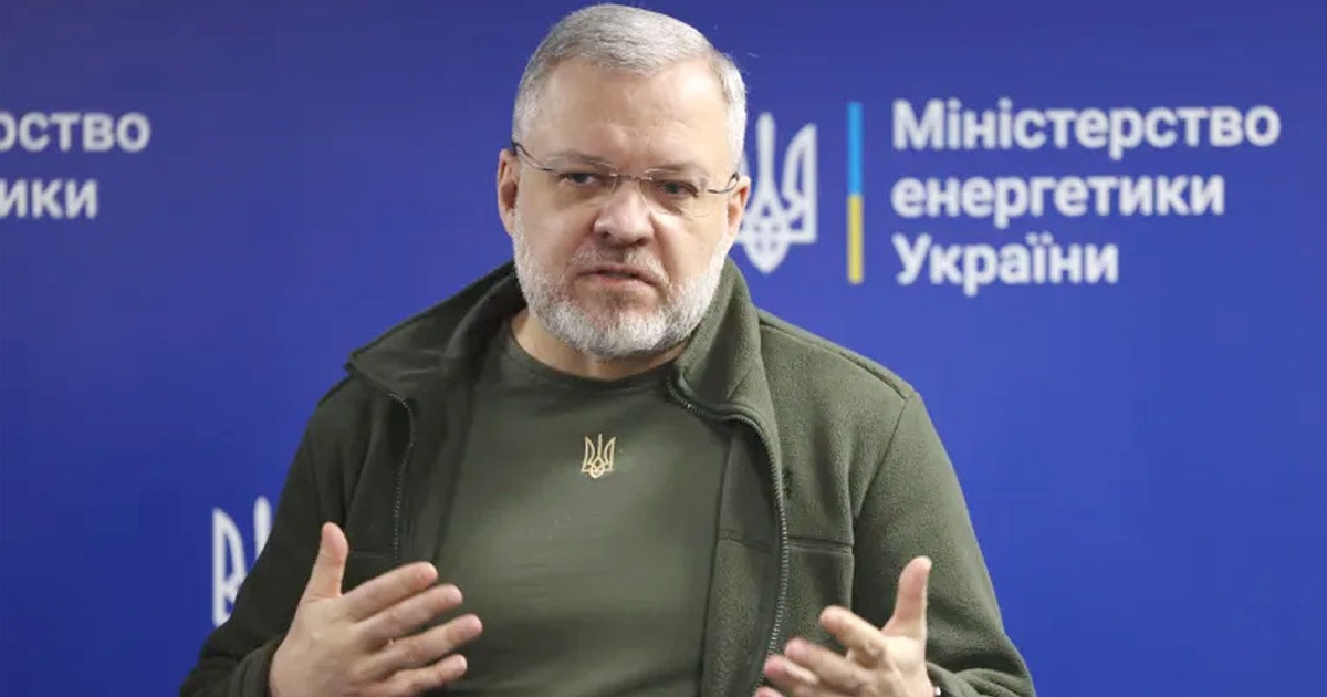 দেশ ছেড়ে পালানোর সময় ইউক্রেনের জ্বালানিমন্ত্রী গ্রেপ্তার