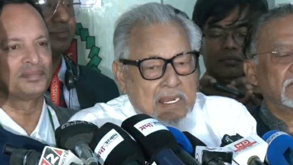 আগামী ৫ বছরের দায়িত্ব বিএনপিকে দিয়েছে জনগণ: নজরুল ইসলাম খান