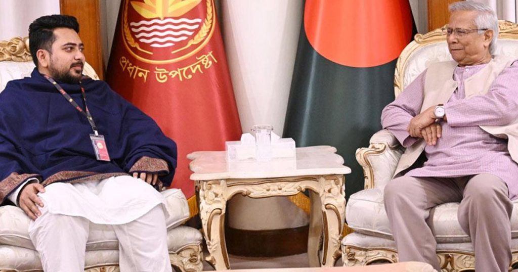 নাহিদ ইসলামকে প্রধান উপদেষ্টার বার্তা