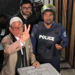 নিজ এলাকায় ভোট দিলেন মির্জা ফখরুল