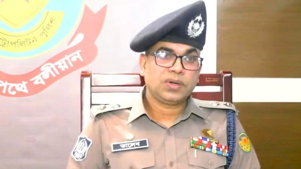 নিশ্ছিদ্র নিরাপত্তার চাদরে ঢাকা হচ্ছে রাজধানী