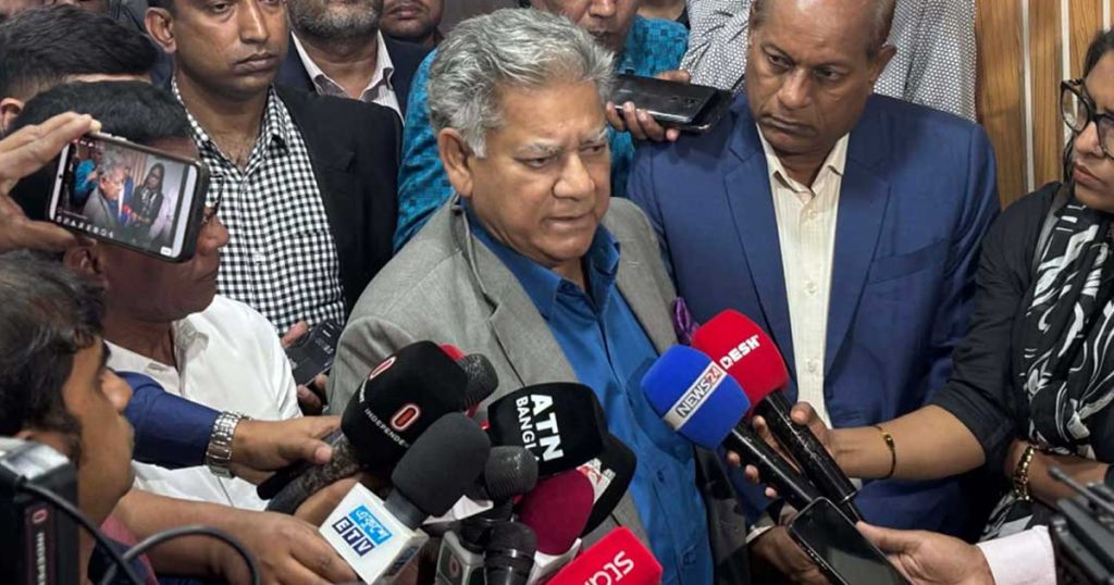 সরকার হার্ডলাইনে যাওয়ার সিদ্ধান্ত নিয়েছে: নৌপরিবহন উপদেষ্টা