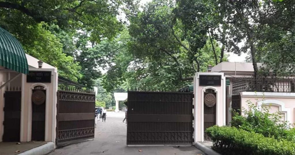 প্রধান উপদেষ্টার বাসভবন এলাকায় ১৪৪ ধারা জারি প্রধান উপদেষ্টার বাসভবন এলাকায় ১৪৪ ধারা জারি