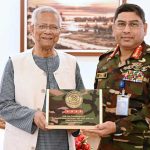 প্রধান উপদেষ্টার সঙ্গে সেনাপ্রধানের সাক্ষাৎ