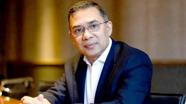 বগুড়ায় নিরঙ্কুশ বিজয়ের পথে তারেক রহমান