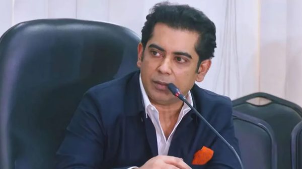 বড় ব্যবধানে বিজয়ী আন্দালিব রহমান পার্থ