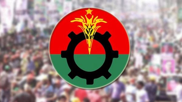 বিজয় মিছিল করবে না বিএনপি, বাদ জুমা সারা দেশে দোয়া মাহফিল