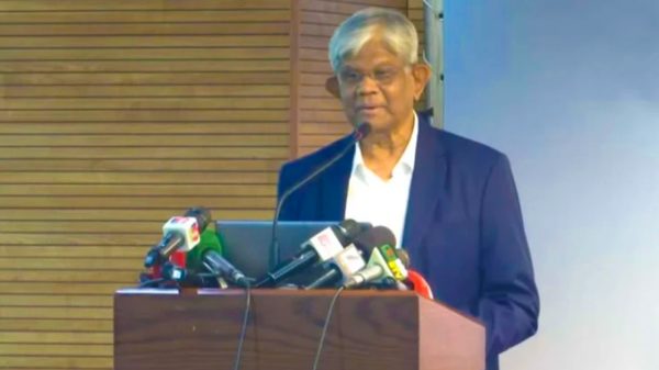 ব্যাংকখাতের সংস্কার কার্যক্রমকে এগিয়ে নেয়ার আহ্বান অর্থ উপদেষ্টার