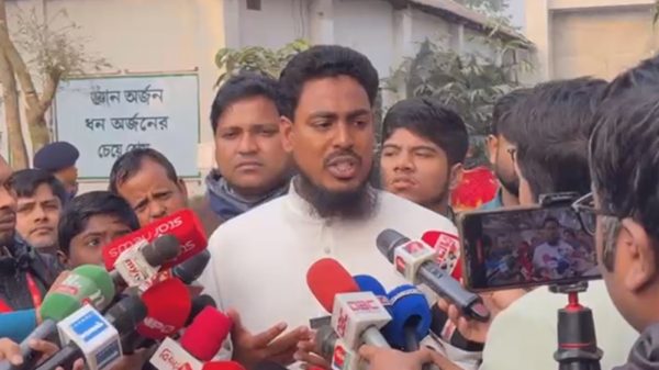 ভোটের ফলাফল নিয়ে কারচুপির শঙ্কা রয়েছে: আখতার
