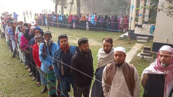 শেষ হলো ত্রয়োদশ জাতীয় সংসদ ও গণভোটের ভোট গ্রহণ