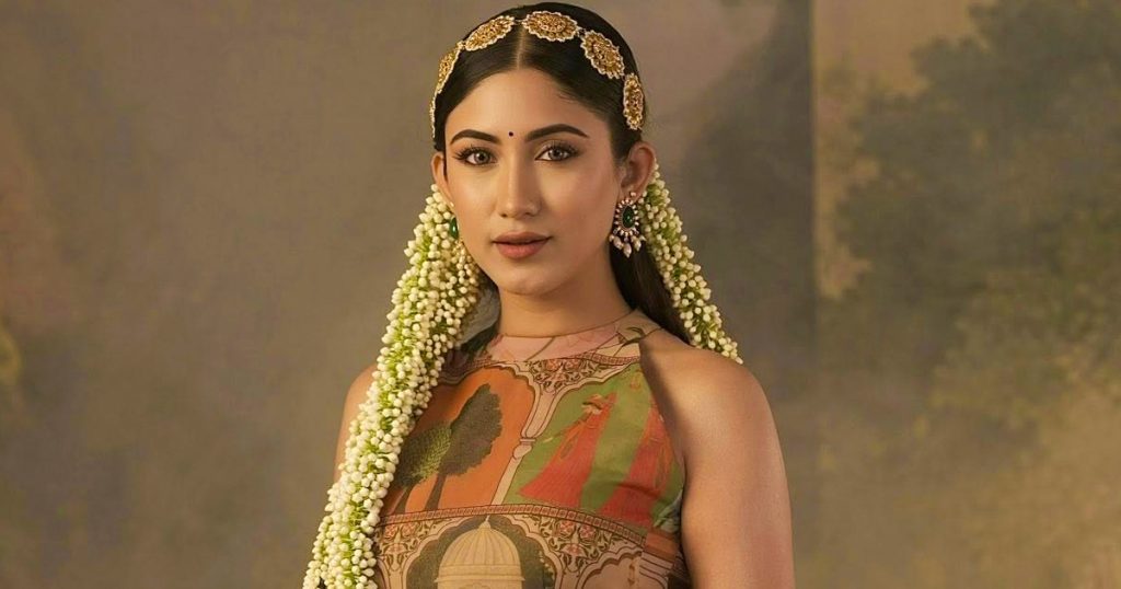 কাজের মানুষরাও কিন্তু মানুষ এটা ভুলে যাবেন না: সাফা কবির কাজের মানুষরাও কিন্তু মানুষ এটা ভুলে যাবেন না: সাফা কবির