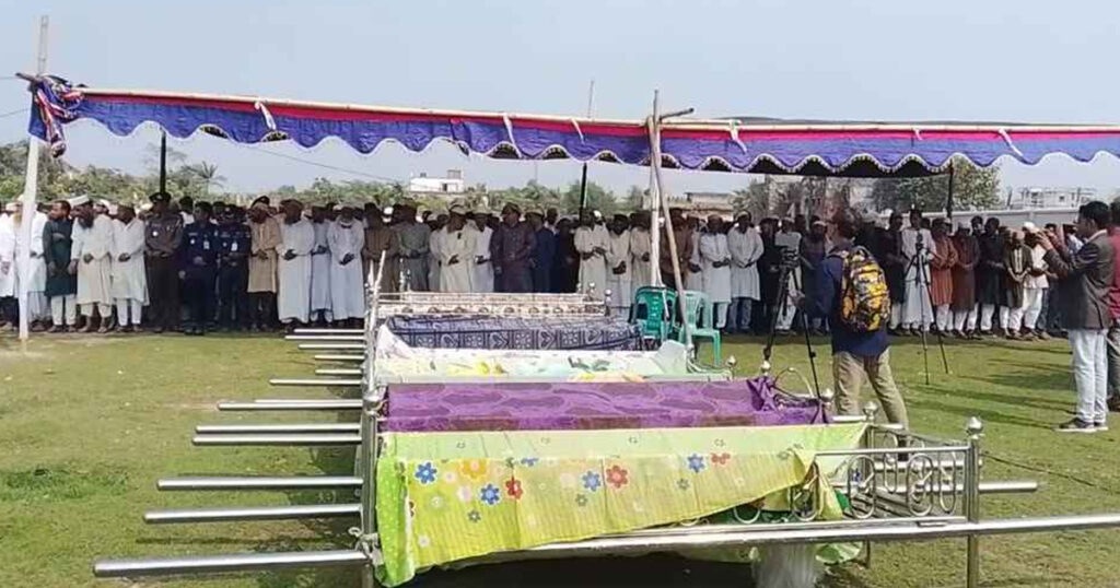 জানাজা শেষে একই পরিবারের ৯ সদস্যের দাফন সম্পন্ন