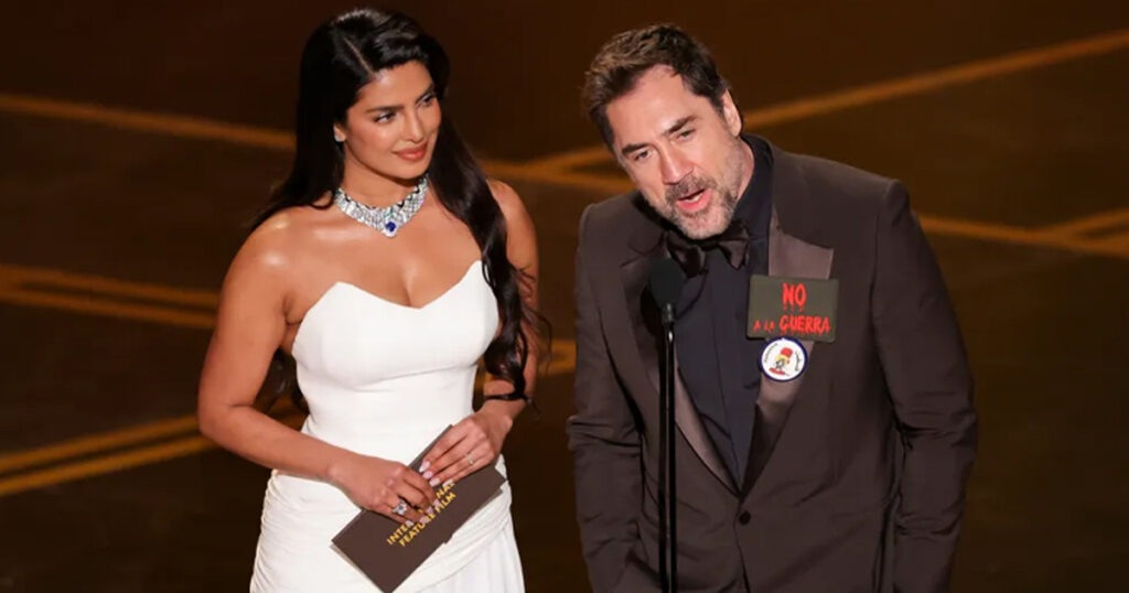 অস্কারের মঞ্চে দাঁড়িয়ে ফিলিস্তিনের পক্ষে হলিউড অভিনেতা অস্কারের মঞ্চে দাঁড়িয়ে ফিলিস্তিনের পক্ষে হলিউড অভিনেতা