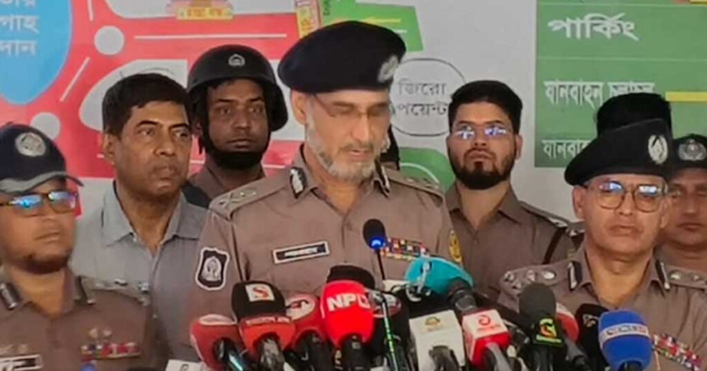 ঈদকে কেন্দ্র করে কোনো ধরনের নিরাপত্তা শঙ্কা নেই: ডিএমপি কমিশনার