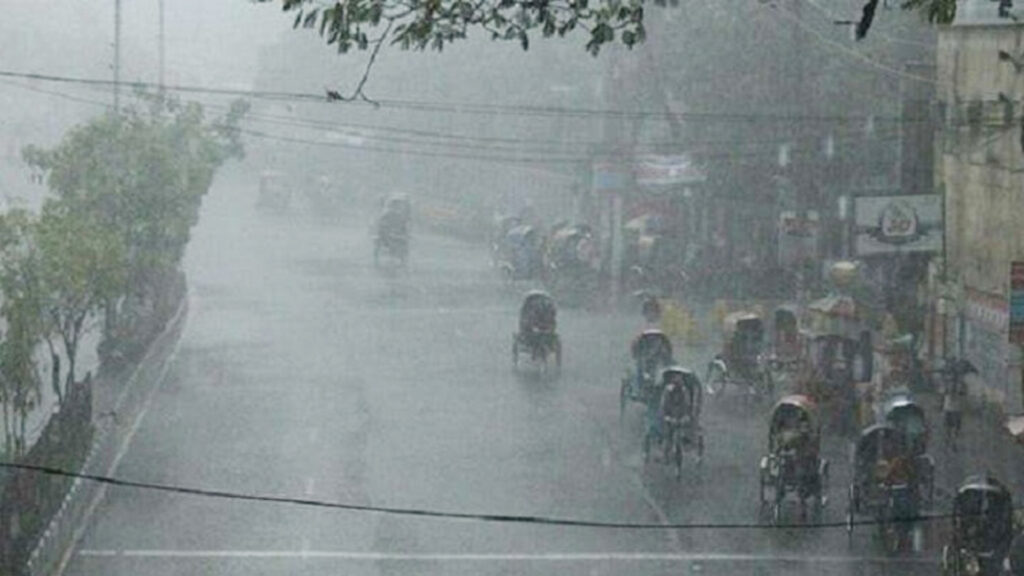 ঢাকা ও পার্শ্ববর্তী এলাকায় বজ্রসহ বৃষ্টির সম্ভাবনা