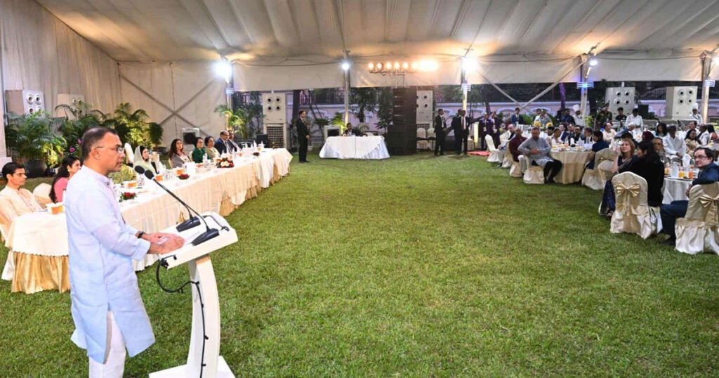 দ্বিপক্ষীয় সম্পর্ক শক্তিশালী করতে সরকার প্রতিশ্রুতিবদ্ধ: প্রধানমন্ত্রী