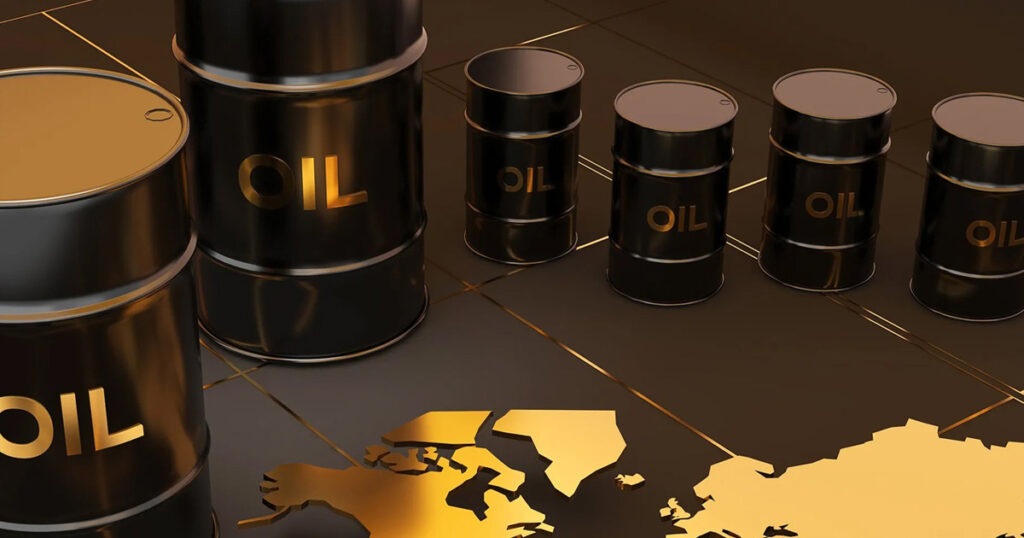 যুক্তরাষ্ট্রেও তেলের দাম চড়া, ‘দায়ী’ ট্রাম্প