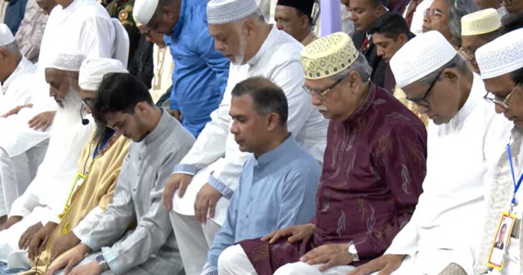 রাষ্ট্রপতি ও প্রধানমন্ত্রীর অংশগ্রহণে ঈদুল ফিতরের প্রধান জামাত অনুষ্ঠিত রাষ্ট্রপতি ও প্রধানমন্ত্রীর অংশগ্রহণে ঈদুল ফিতরের প্রধান জামাত অনুষ্ঠিত