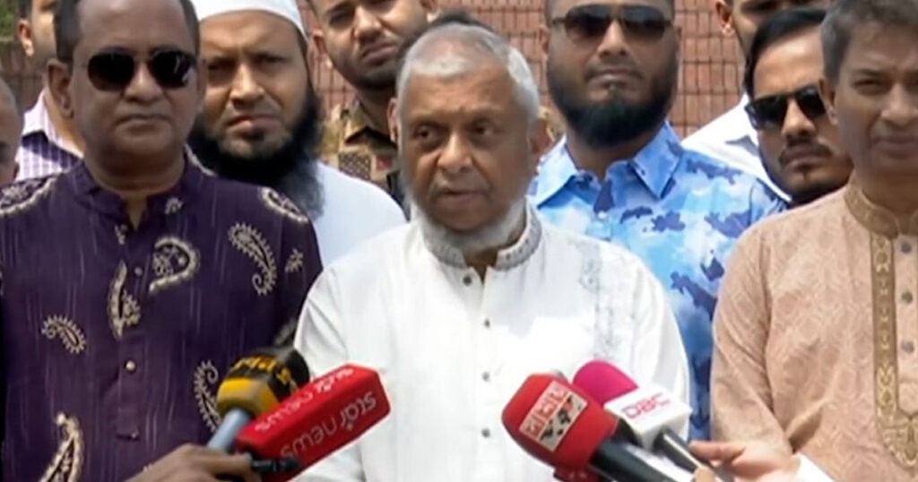 বেতন পরিশোধ করায় ঈদে শ্রমিক অসন্তোষ দেখা যায়নি: শ্রমমন্ত্রী