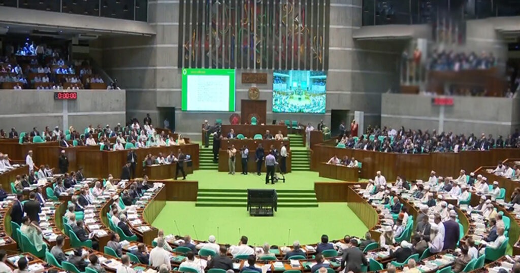 ত্রয়োদশ জাতীয় সংসদের প্রথম অধিবেশন শুরু