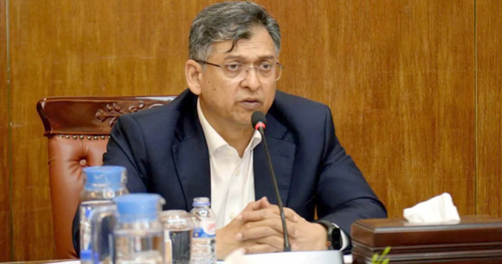 চাঁদাবাজ ও সন্ত্রাসীদের তালিকা প্রকাশ করে শিগগিরই অভিযান: স্বরাষ্ট্রমন্ত্রী