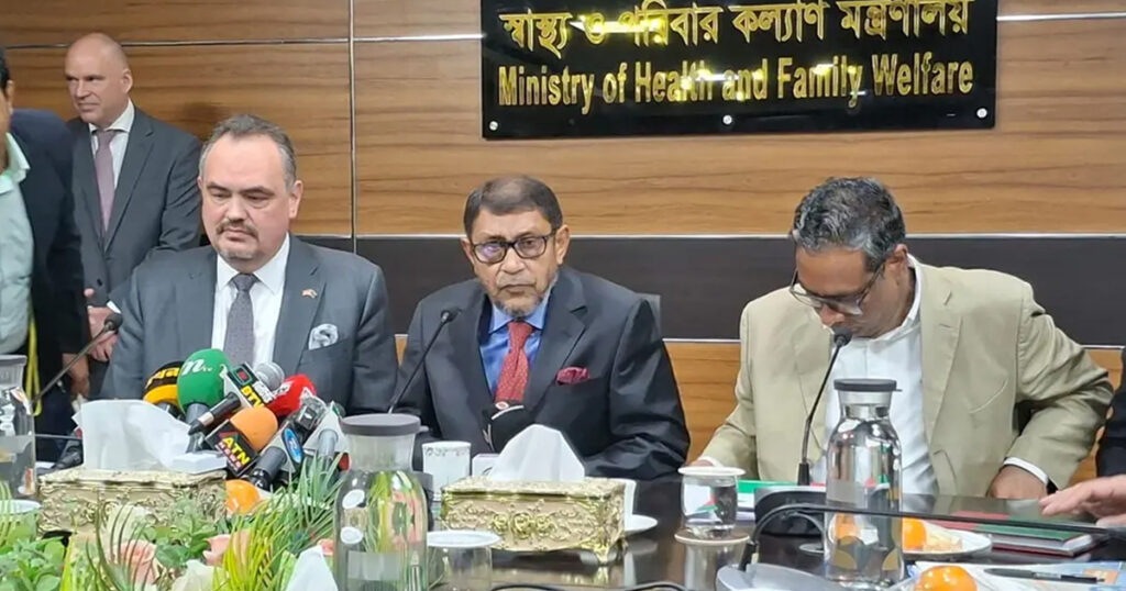 এপ্রিলের প্রথম সপ্তাহে আসছে হামসহ ৬ রোগের টিকা: স্বাস্থ্যমন্ত্রী এপ্রিলের প্রথম সপ্তাহে আসছে হামসহ ৬ রোগের টিকা: স্বাস্থ্যমন্ত্রী