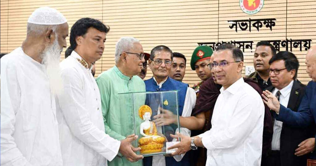 প্রধানমন্ত্রীর সঙ্গে বৌদ্ধ সম্প্রদায়ের নেতাদের সাক্ষাৎ