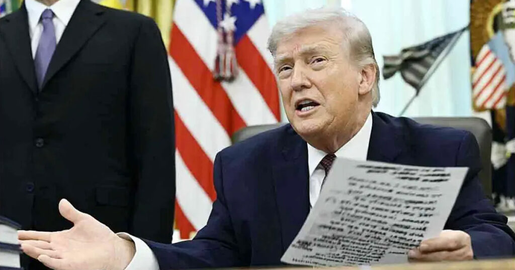 আমরা ইরানকে ধ্বংস করে দিচ্ছি: ট্রাম্প