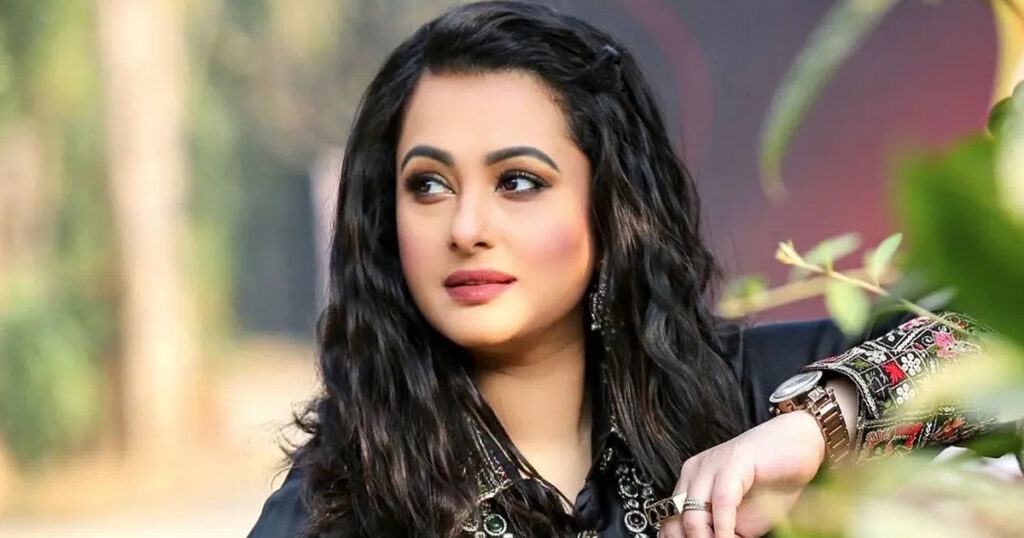 চিরচেনা রূপের প্রশংসা নিয়ে যা বললেন পূর্ণিমা