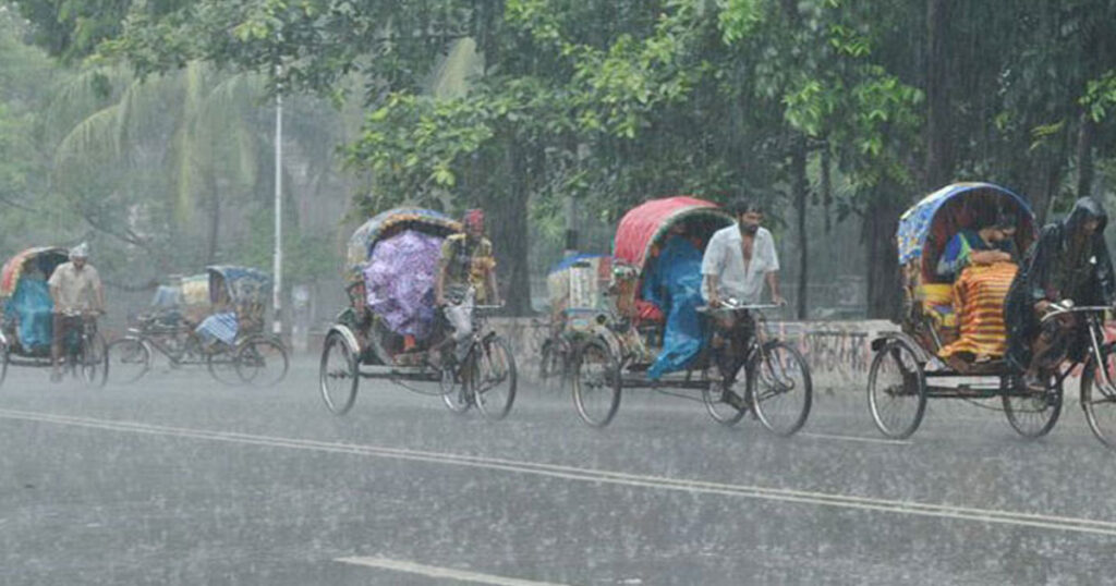 তীব্র গরমের পর রাজধানীতে স্বস্তির বৃষ্টি