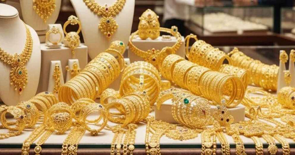 দেশের বাজারে আরও কমে গেল স্বর্ণের দাম