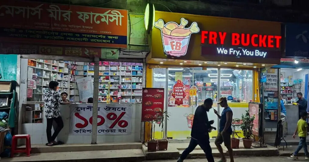 দোকানপাট-শপিংমল খোলা থাকবে সন্ধ্যা ৭টা পর্যন্ত: প্রতিমন্ত্রী