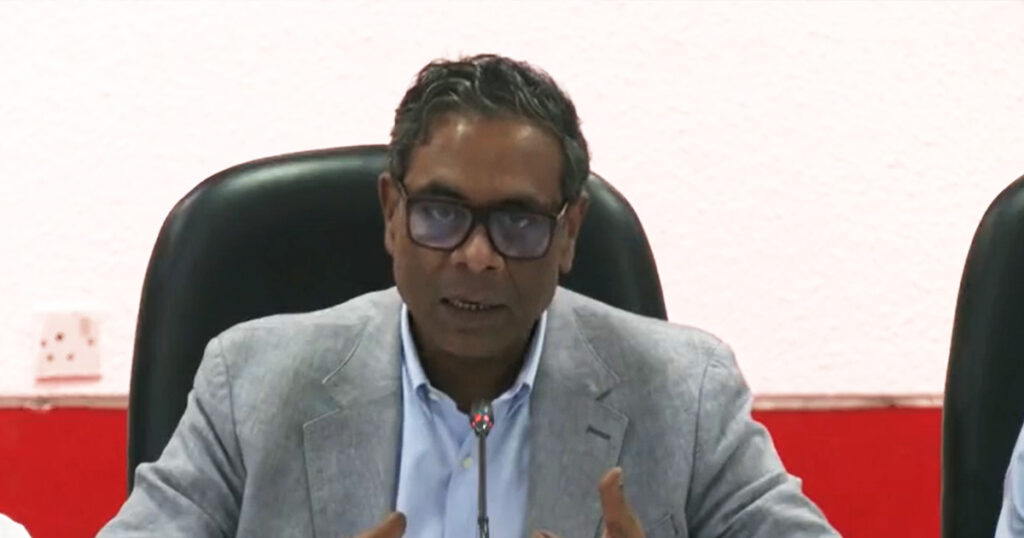 মানুষের দোরগোড়ায় স্বাস্থ্যসেবা পৌঁছে দিতে কাজ করছে সরকার: প্রতিমন্ত্রী