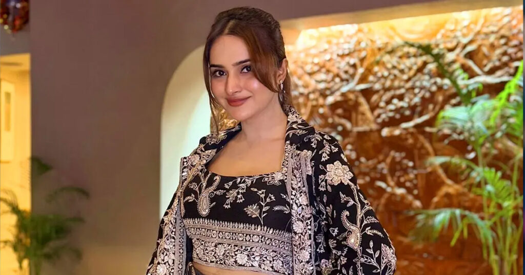 ‘আমি খুবই সাধারণ একটা মেয়ে’