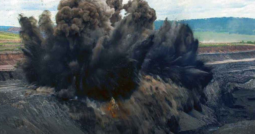 চীনে কয়লা খনিতে ভয়াবহ বিস্ফোরণ, নিহত ৮