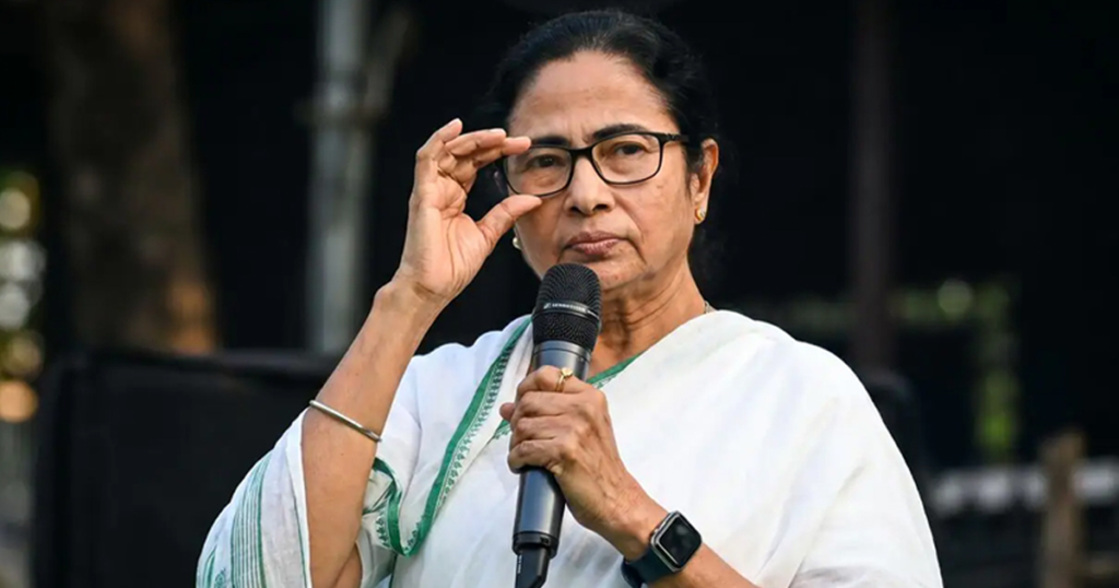 পশ্চিমবঙ্গের বিধানসভা ভেঙে দিলেন রাজ্যপাল, সাংবিধানিকভাবে আর মুখ্যমন্ত্রী নন মমতা