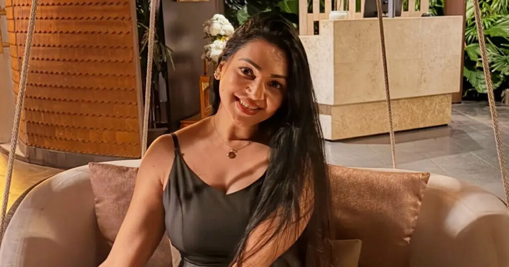 বিয়ে ও সন্তান নিয়ে ভক্তের প্রশ্নে ক্ষোভ প্রকাশ প্রভার