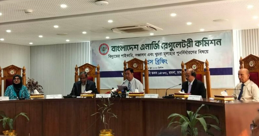 কমানো হলো সবচেয়ে কম ব্যবহারকারী গ্রাহকদের বিদ্যুতের দাম কমানো হলো সবচেয়ে কম ব্যবহারকারী গ্রাহকদের বিদ্যুতের দাম
