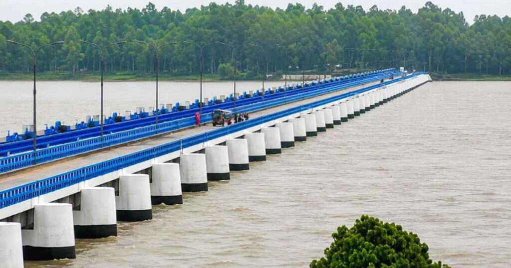 তিস্তার পানি বিপৎসীমার ওপরে, খুলে দেওয়া হয়েছে সব জলকপাট