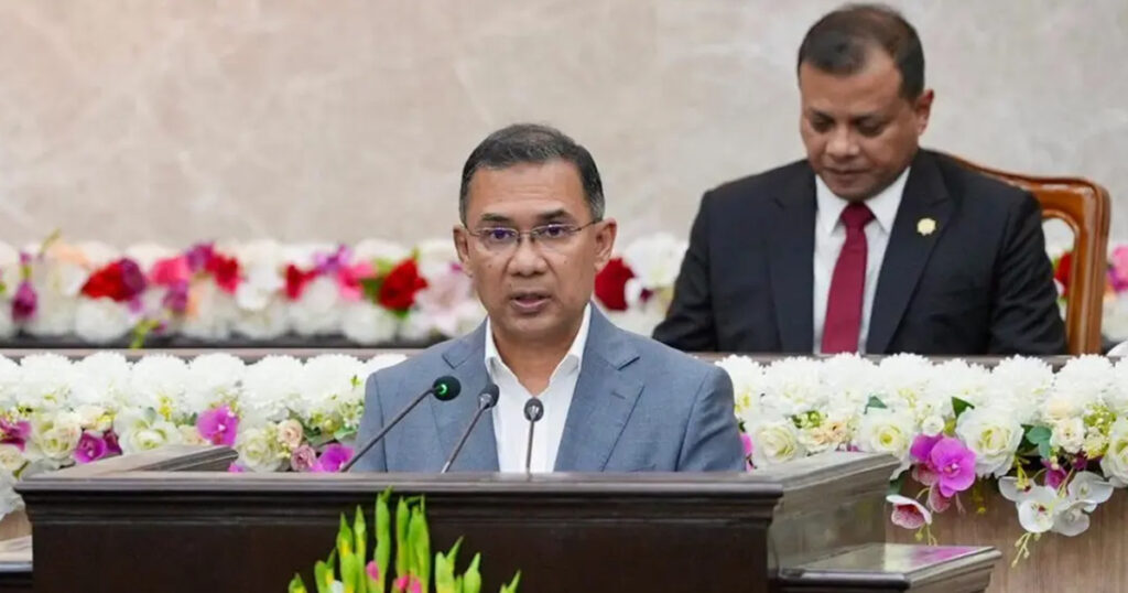 নিরাপত্তার ঘেরাটোপে সরকার প্রধানকে জনগণ থেকে দূরে ঠেলে না দেওয়ার আহ্বান প্রধানমন্ত্রীর