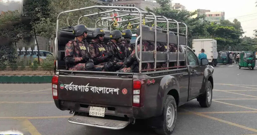 রাজধানীর বিভিন্ন গুরুত্বপূর্ণ পয়েন্টে বিজিবি মোতায়েন